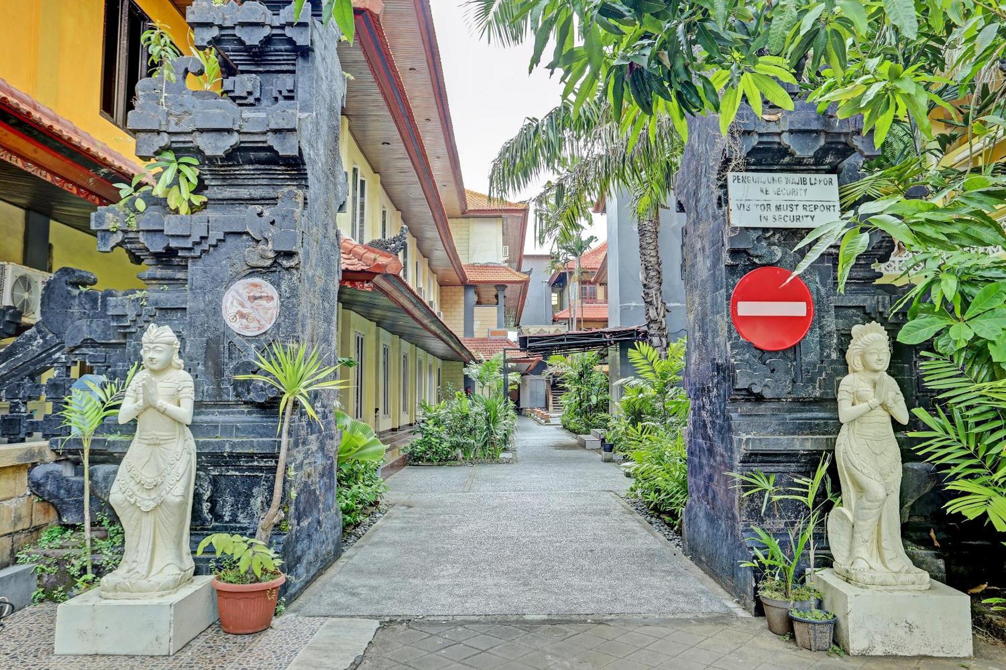 Collection O 91081 New Arena Hotel Kuta Lombok Exteriér fotografie